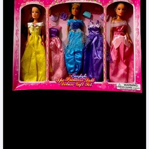 Girls toys Christmas. Brand new but box is a little squeezed.